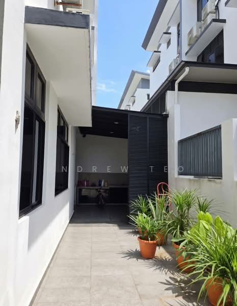 Semi-Detached House for Sale in Taman Nusa Sentral (Iskandar Puteri (Nusajaya)) - Andrew Teo - Exterior - PropertyGuru.com.my