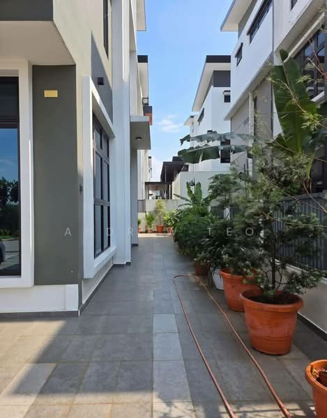 Semi-Detached House for Sale in Taman Nusa Sentral (Iskandar Puteri (Nusajaya)) - Andrew Teo - Exterior - PropertyGuru.com.my