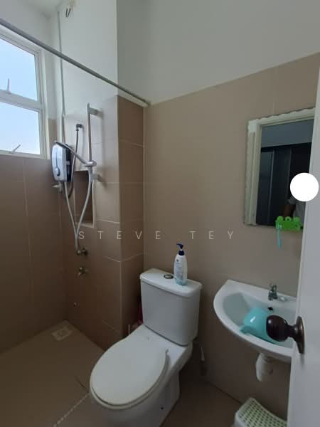 Semi-Detached House for Sale in Johor Bahru (Johor) - Steve Tey - Bathroom - PropertyGuru.com.my