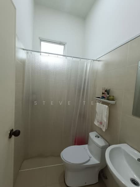 Semi-Detached House for Sale in Taman Amira (Iskandar Puteri (Nusajaya)) - Steve Tey - Bathroom - PropertyGuru.com.my