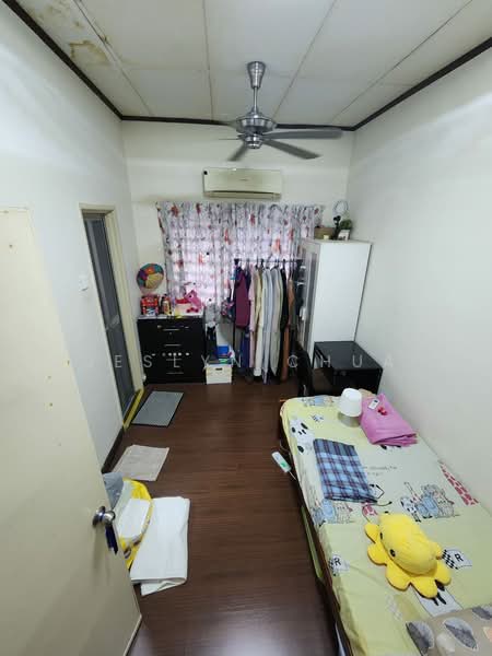 Rumah Teres 2 Tingkat untuk Dijual di Usj 17 (Subang Jaya) - Jeslyn Chua - Bedroom - PropertyGuru.com.my