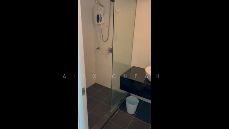 Servis Apartment untuk Disewa di Maritime Suite - Alex Cheah - Bathroom - PropertyGuru.com.my