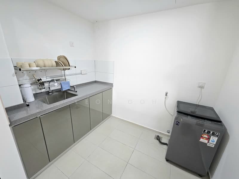 Service Residence for Rent at Gravit8, Klang - Leon Goh - Kitchen - PropertyGuru.com.my