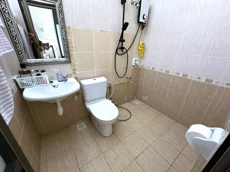 Rumah Berkembar untuk Dijual di Taman Impian Emas (Skudai) - Karl Lim - Bathroom - PropertyGuru.com.my