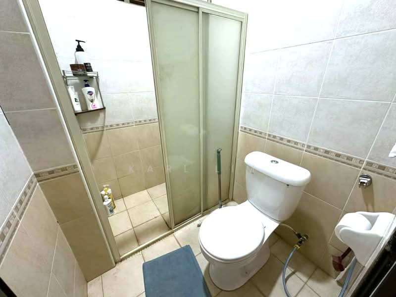 Rumah Berkembar untuk Dijual di Taman Impian Emas (Skudai) - Karl Lim - Bathroom - PropertyGuru.com.my