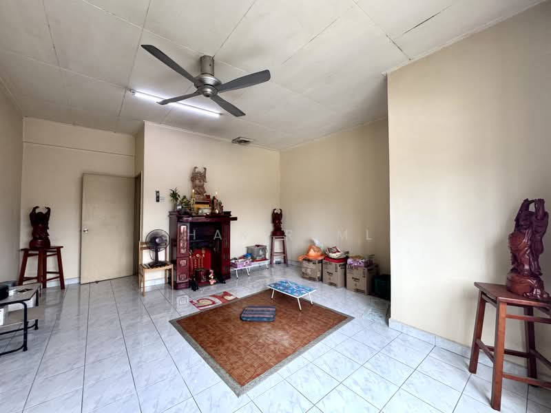 Rumah Teres 2 Tingkat untuk Dijual di Bukit Rimau (Shah Alam) - Ishak Ramli - Living Room - PropertyGuru.com.my
