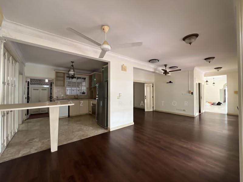 Bungalow House for Rent in Ampang (Selangor) - Fadzli Realtor - Kitchen - PropertyGuru.com.my