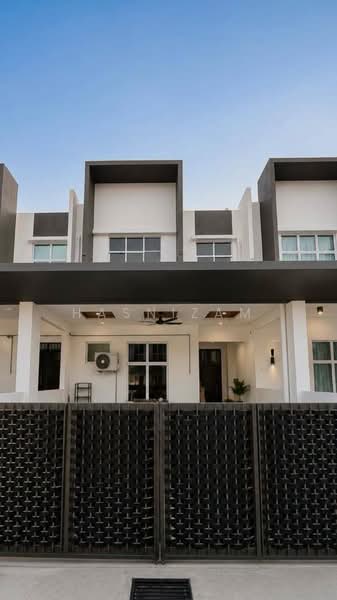 Rumah Teres 2 Tingkat untuk Dijual di Taman La Casa (Lunas) - Hasnizam . - PropertyGuru.com.my