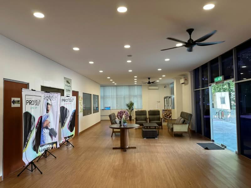Warehouse for Rent in Taman Perindustrian Subang (Subang Jaya) - Peter Liew - Interior - PropertyGuru.com.my