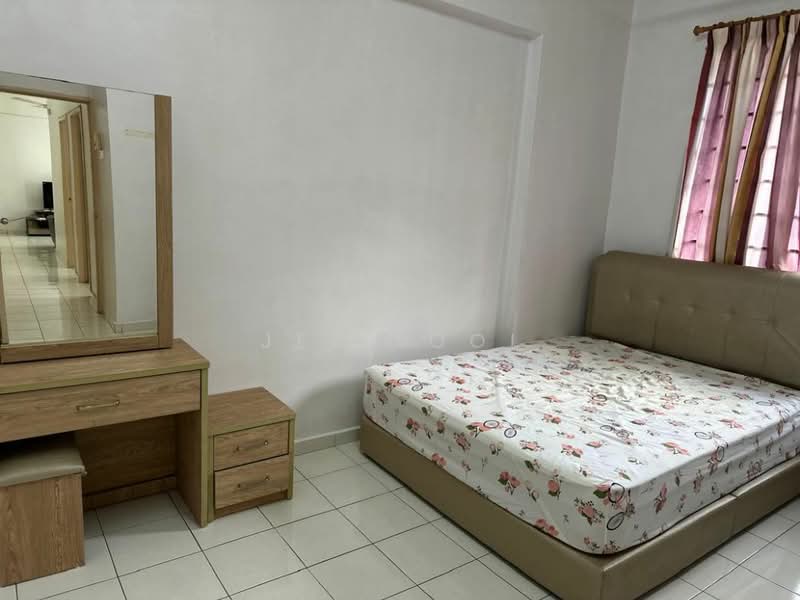 Condominium for Sale at Putra Place Condominium - Jeff Ooi - Bedroom - PropertyGuru.com.my