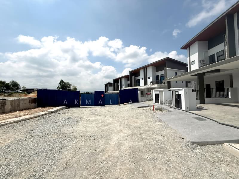Rumah Teres 2 Tingkat untuk Dijual di Bangi (Selangor) - Akmal Adam - Exterior - PropertyGuru.com.my