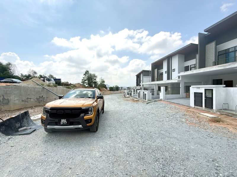 Rumah Teres 2 Tingkat untuk Dijual di Bangi (Selangor) - Akmal Adam - Exterior - PropertyGuru.com.my