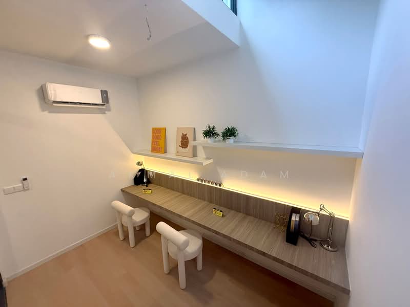 Rumah Teres 2 Tingkat untuk Dijual di Bangi (Selangor) - Akmal Adam - Study - PropertyGuru.com.my