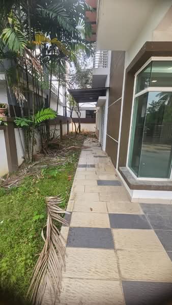 Semi-Detached House for Sale in Taman Mahkota Mutiara (Cheras) - Obama Seah - PropertyGuru.com.my