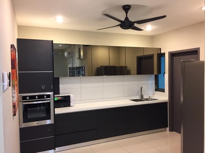 Condominium for Sale at Marinox Sky Villas - Vivian Cheong - Kitchen - PropertyGuru.com.my