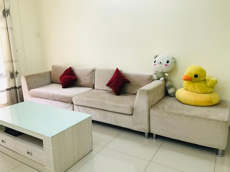 Kondominium untuk Dijual di Platinum Lake PV 15 - Teck Wee - Living Room - PropertyGuru.com.my