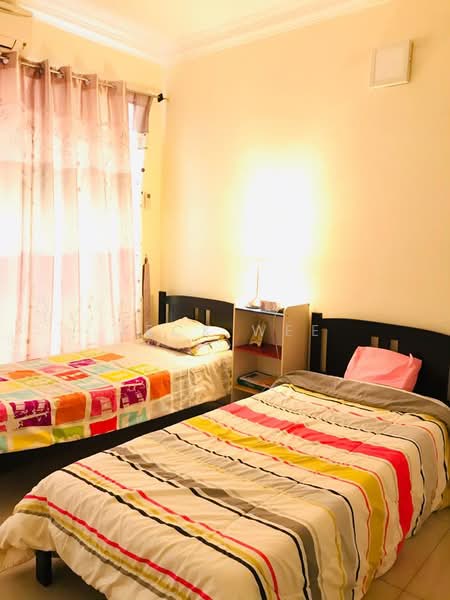 Kondominium untuk Dijual di Platinum Lake PV 15 - Teck Wee - Bedroom - PropertyGuru.com.my