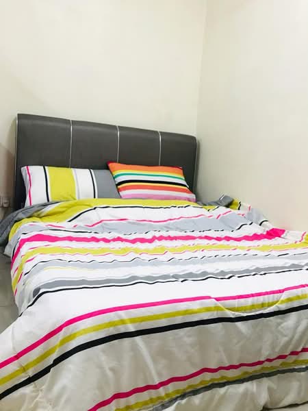 Kondominium untuk Dijual di Platinum Lake PV 15 - Teck Wee - Bedroom - PropertyGuru.com.my