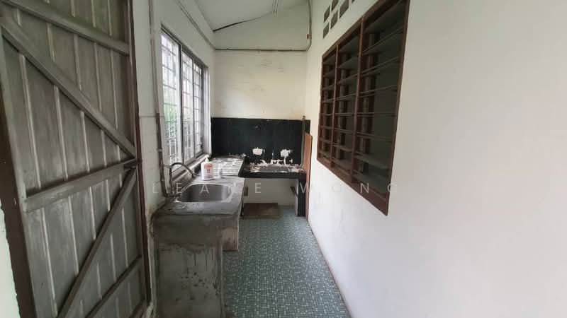 Rumah Teres 1 Tingkat untuk Dijual di Batu 9 (Cheras) - Leane Wong - Kitchen - PropertyGuru.com.my