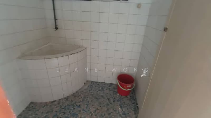 Rumah Teres 1 Tingkat untuk Dijual di Batu 9 (Cheras) - Leane Wong - Bathroom - PropertyGuru.com.my