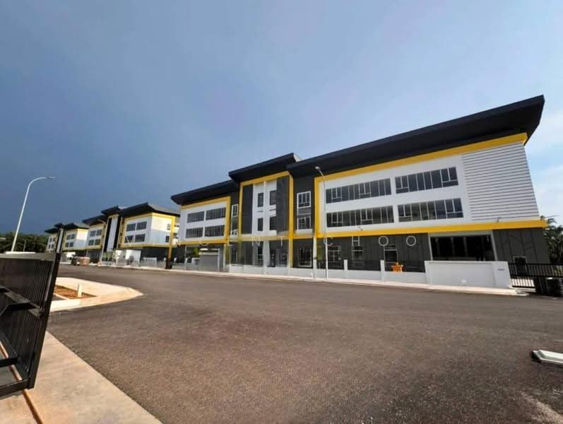 Semi-D Factory for Rent in Telok Panglima Garang (Selangor) - Vincent Choo - Exterior - PropertyGuru.com.my