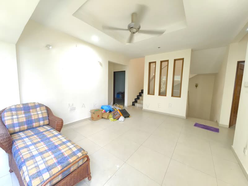 3-storey Terraced House for Sale in Taman Esplanad (Bukit Jalil) - Mak Oliver - Living Room - PropertyGuru.com.my