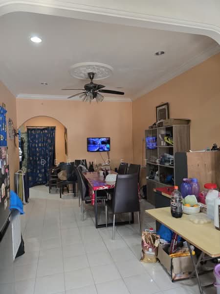 1-storey Terraced House for Sale in Kulai (Johor) - Bernice Tee - Living Room - PropertyGuru.com.my
