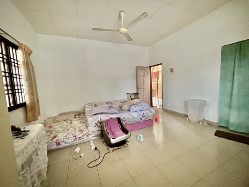 1-storey Terraced House for Sale in Teluk Intan (Perak) - Fennie Tee - PropertyGuru.com.my