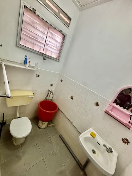 1-storey Terraced House for Sale in Teluk Intan (Perak) - Fennie Tee - PropertyGuru.com.my