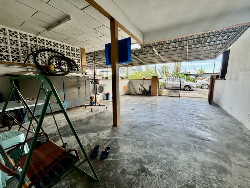 2-storey Terraced House for Sale in Changkat Jong (Perak) - Fennie Tee - Exterior - PropertyGuru.com.my