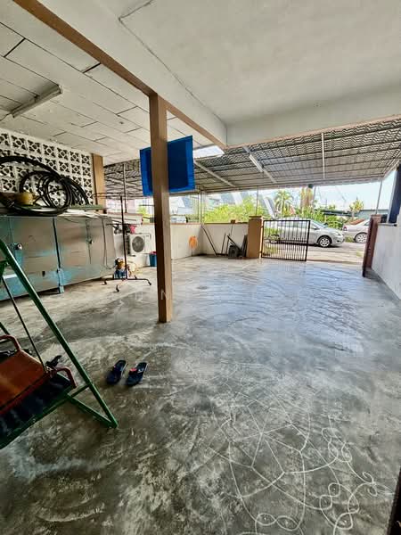 2-storey Terraced House for Sale in Changkat Jong (Perak) - Fennie Tee - Exterior - PropertyGuru.com.my