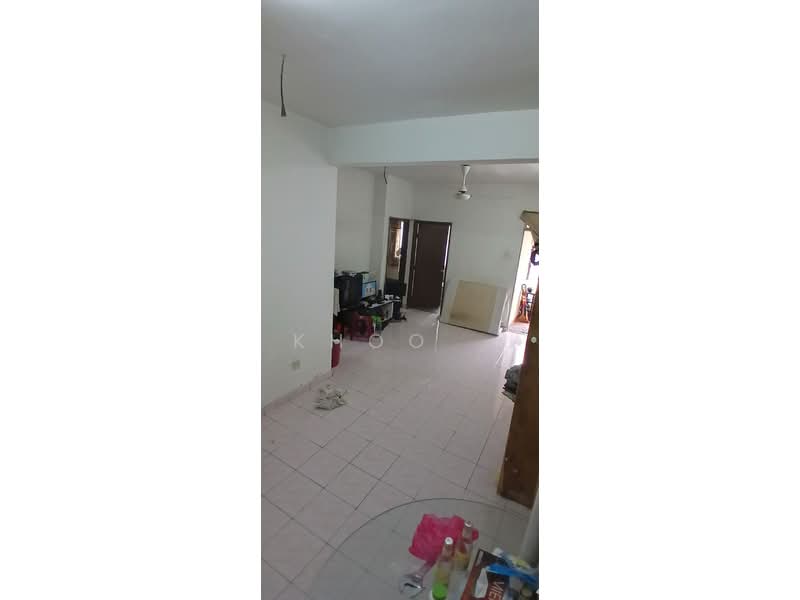 Pangsapuri untuk Dijual di Pangsapuri Orkid - KHOO . - Living Room - PropertyGuru.com.my