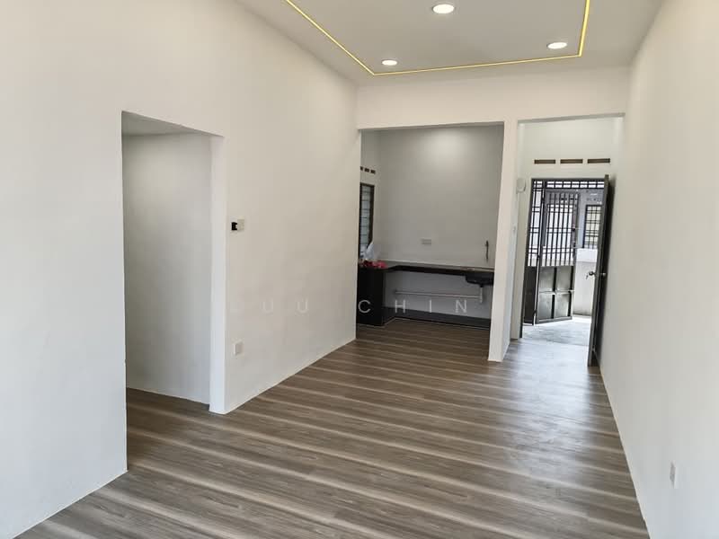 Rumah Flat untuk Dijual di Taman Pulai Utama - Kuu Chin - Interior - PropertyGuru.com.my