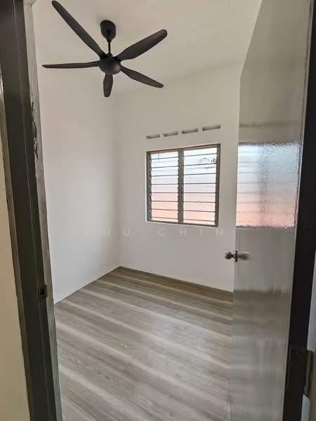 Rumah Flat untuk Dijual di Taman Pulai Utama - Kuu Chin - Interior - PropertyGuru.com.my
