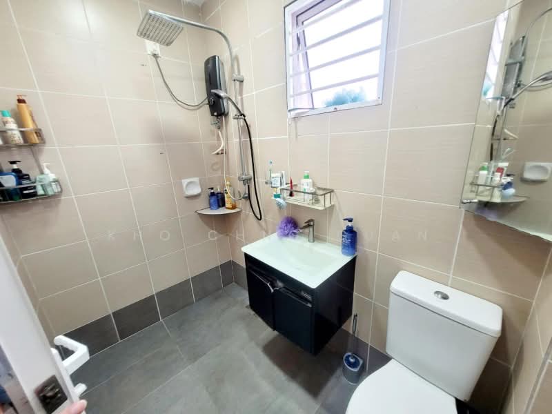Rumah Teres 2 Tingkat untuk Dijual di TAMAN PUCHONG UTAMA (Puchong) - Kho Chng Guan - Bathroom - PropertyGuru.com.my