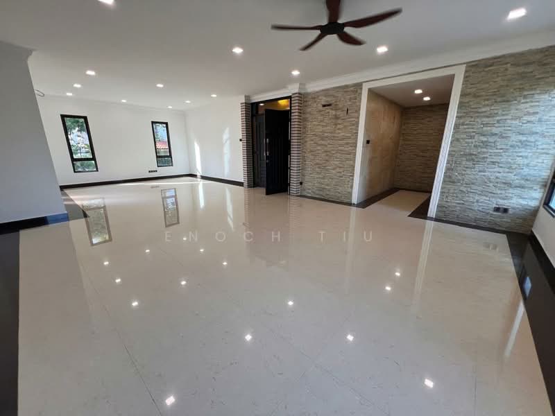 Rumah Banglo untuk Dijual di Gelugor (Penang) - Enoch Tiu - Living Room - PropertyGuru.com.my