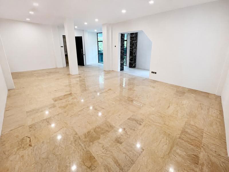 Bungalow House for Sale in Gelugor (Penang) - Enoch Tiu - Living Room - PropertyGuru.com.my