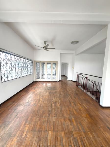 3-storey Terraced House for Sale in Taman Esplanad (Bukit Jalil) - Mak Oliver - Interior - PropertyGuru.com.my