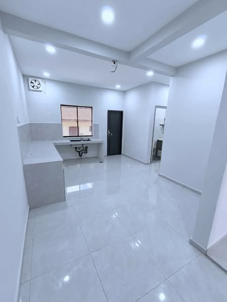 2-storey Terraced House for Sale in Bukit Indah (Iskandar Puteri (Nusajaya)) - Karl Lim - Kitchen - PropertyGuru.com.my