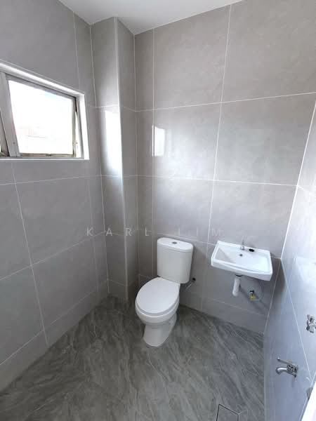 2-storey Terraced House for Sale in Bukit Indah (Iskandar Puteri (Nusajaya)) - Karl Lim - Bathroom - PropertyGuru.com.my