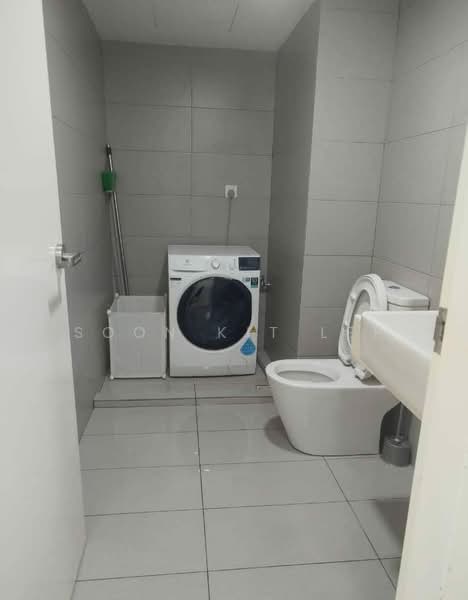 Servis Apartment untuk Disewa di EkoCheras Service Residences - Soon Kit Lee - Bathroom - PropertyGuru.com.my