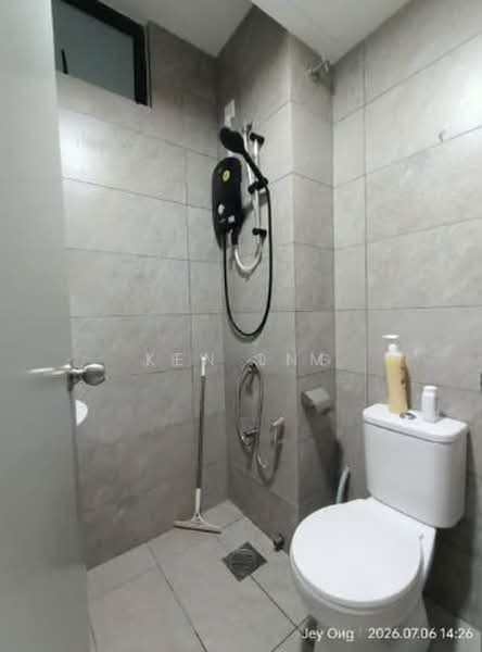 Servis Apartment untuk Disewa di Traders Park - Ken Lim - Bathroom - PropertyGuru.com.my