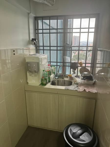 Kondominium untuk Dijual di Angkasa Condominiums - Vincent Lee - Kitchen - PropertyGuru.com.my