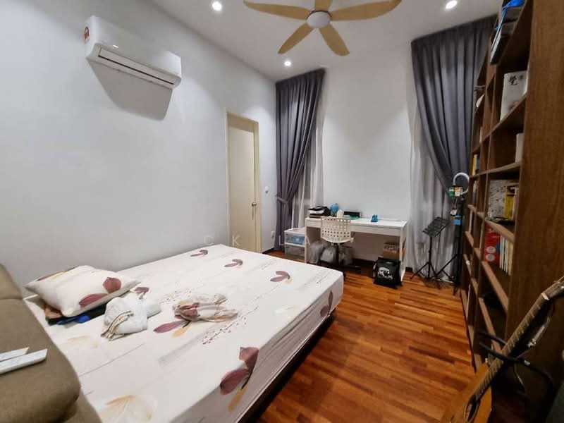 Rumah Banglo untuk Disewa di Setia Ecohill (Semenyih) - CK Law - Bedroom - PropertyGuru.com.my
