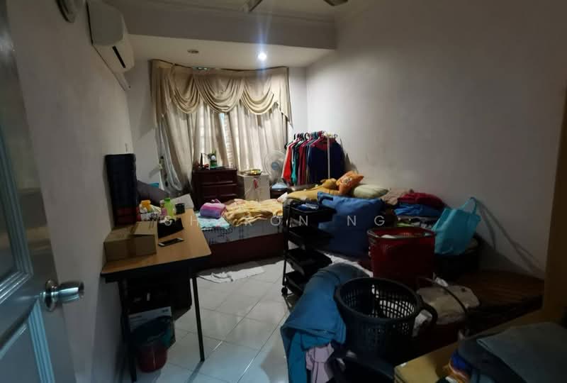 Semi-Detached House for Sale in Taman Molek (Johor Bahru) - Sharon Ng - Bedroom - PropertyGuru.com.my