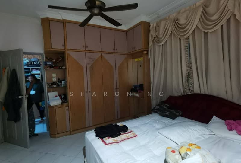 Semi-Detached House for Sale in Taman Molek (Johor Bahru) - Sharon Ng - Bedroom - PropertyGuru.com.my