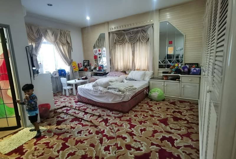 Semi-Detached House for Sale in Taman Molek (Johor Bahru) - Sharon Ng - Bedroom - PropertyGuru.com.my