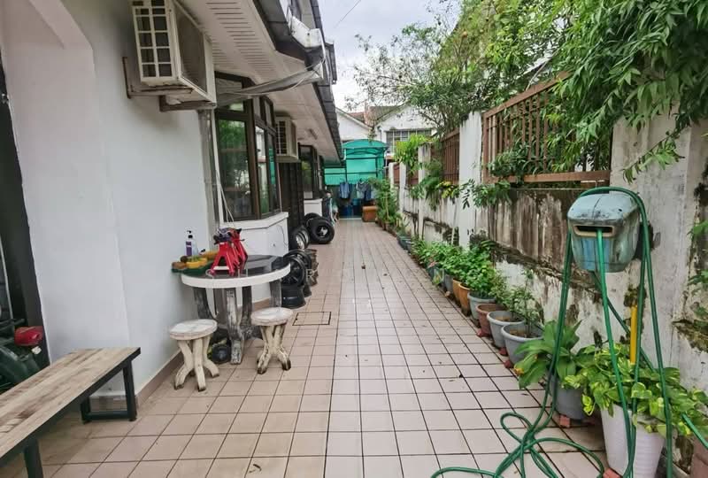 Semi-Detached House for Sale in Taman Molek (Johor Bahru) - Sharon Ng - Exterior - PropertyGuru.com.my