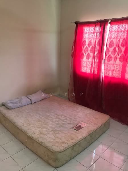 Apartment for Sale at Pangsapuri Sri Tanjung - SC Yap - Bedroom - PropertyGuru.com.my