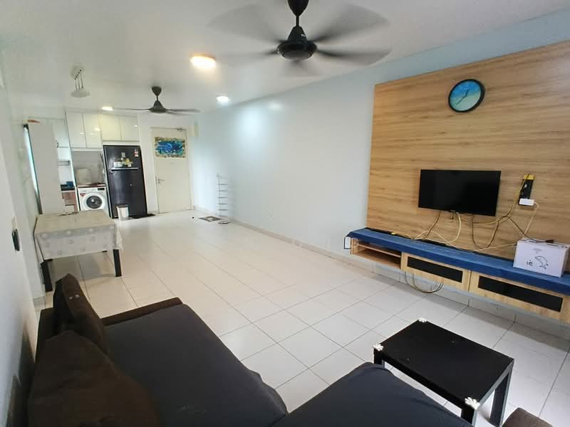 Pangsapuri untuk Disewa di Pangsapuri Seri Mutiara - Ken Ong - Living Room - PropertyGuru.com.my